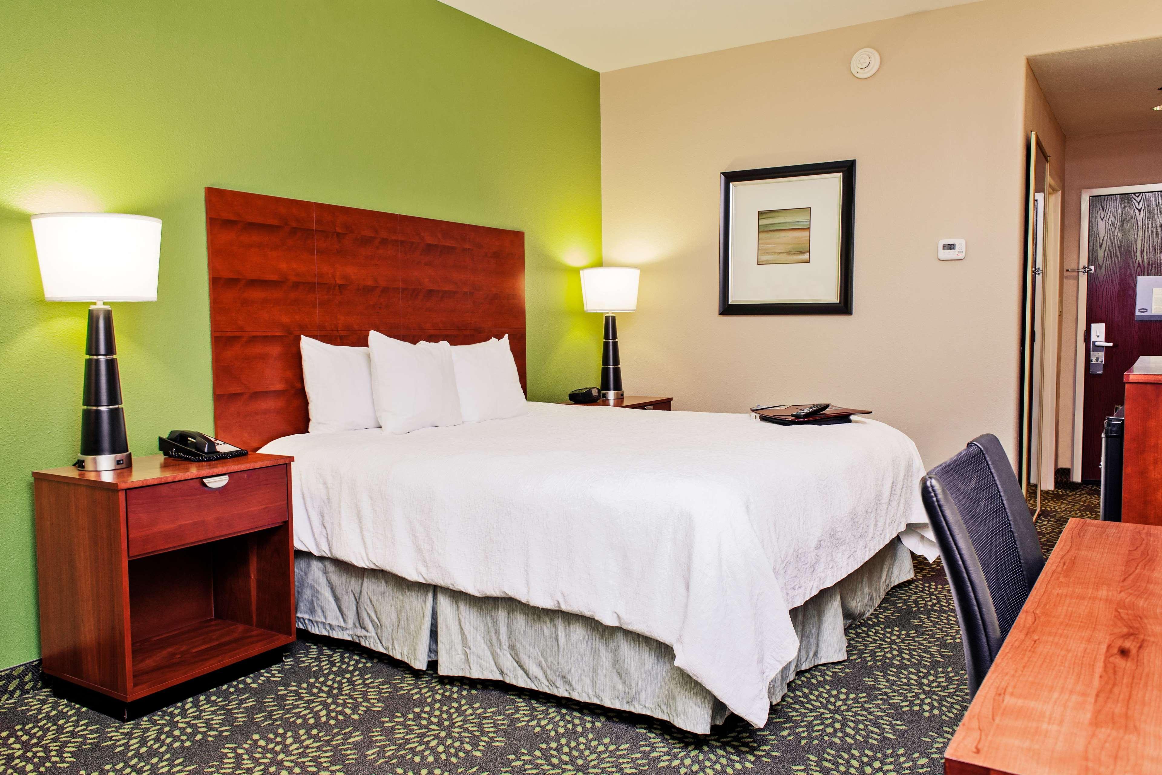 Hampton Inn & Suites Harlingen Exterior photo