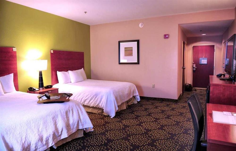 Hampton Inn & Suites Harlingen Room photo