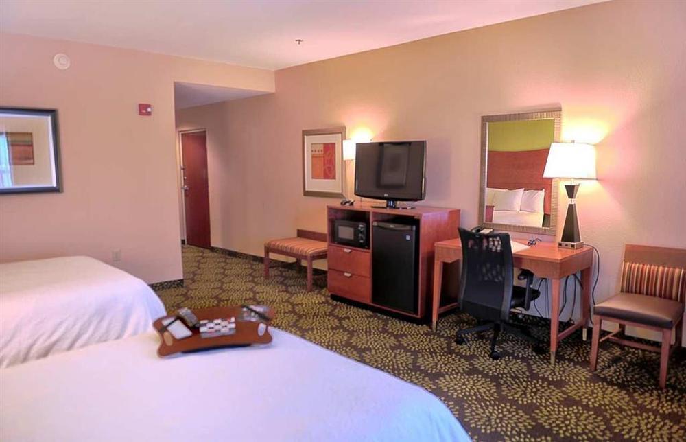 Hampton Inn & Suites Harlingen Room photo