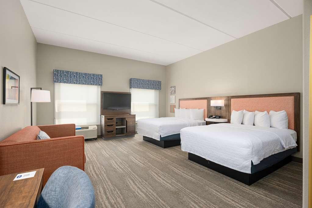 Hampton Inn & Suites Harlingen Room photo