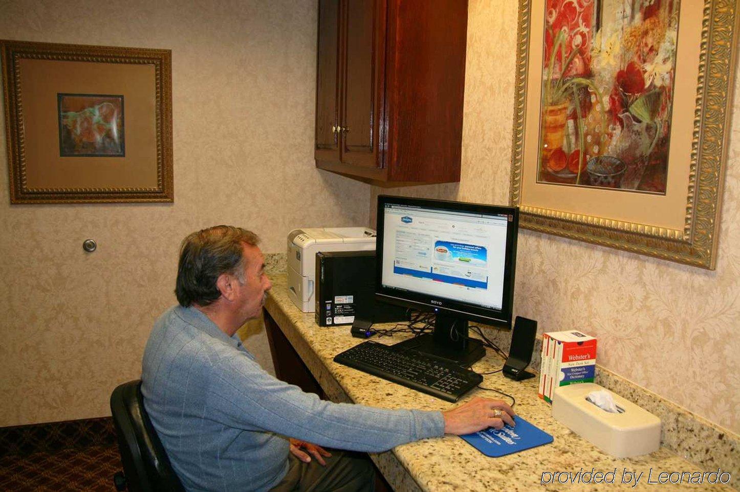 Hampton Inn & Suites Harlingen Facilities photo