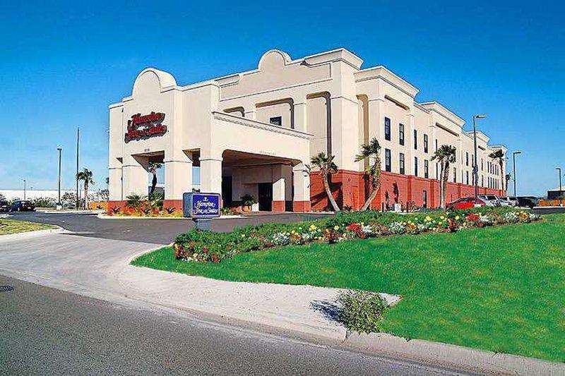 Hampton Inn & Suites Harlingen Exterior photo