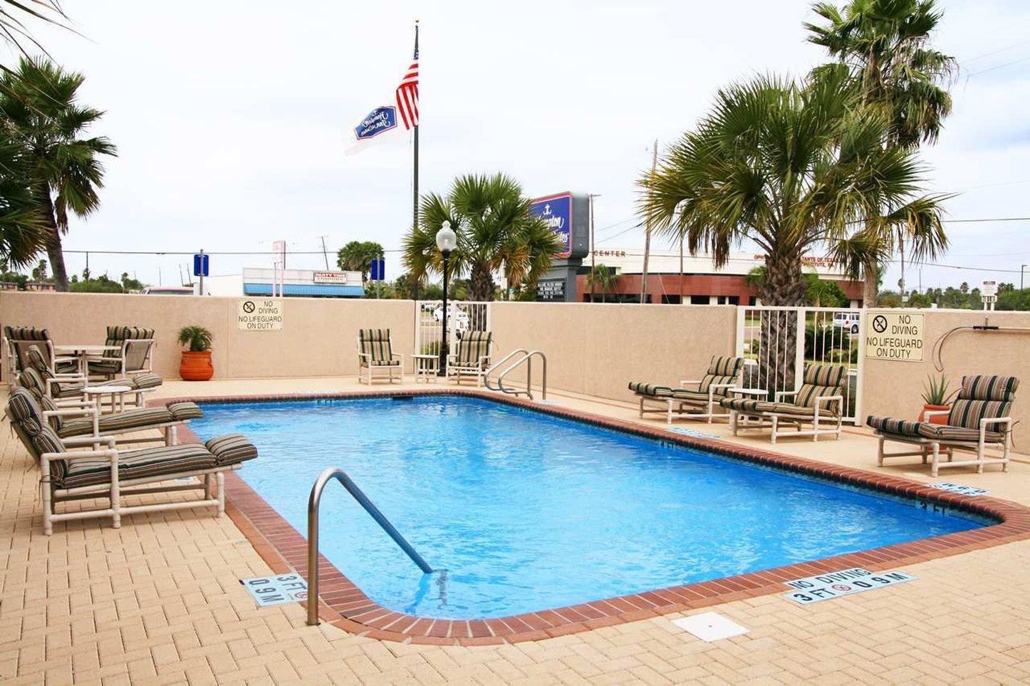 Hampton Inn & Suites Harlingen Exterior photo